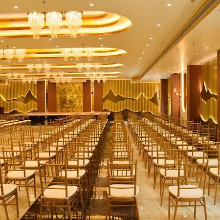 Tulip Inn Shravasti Bahraich Zewnętrze zdjęcie