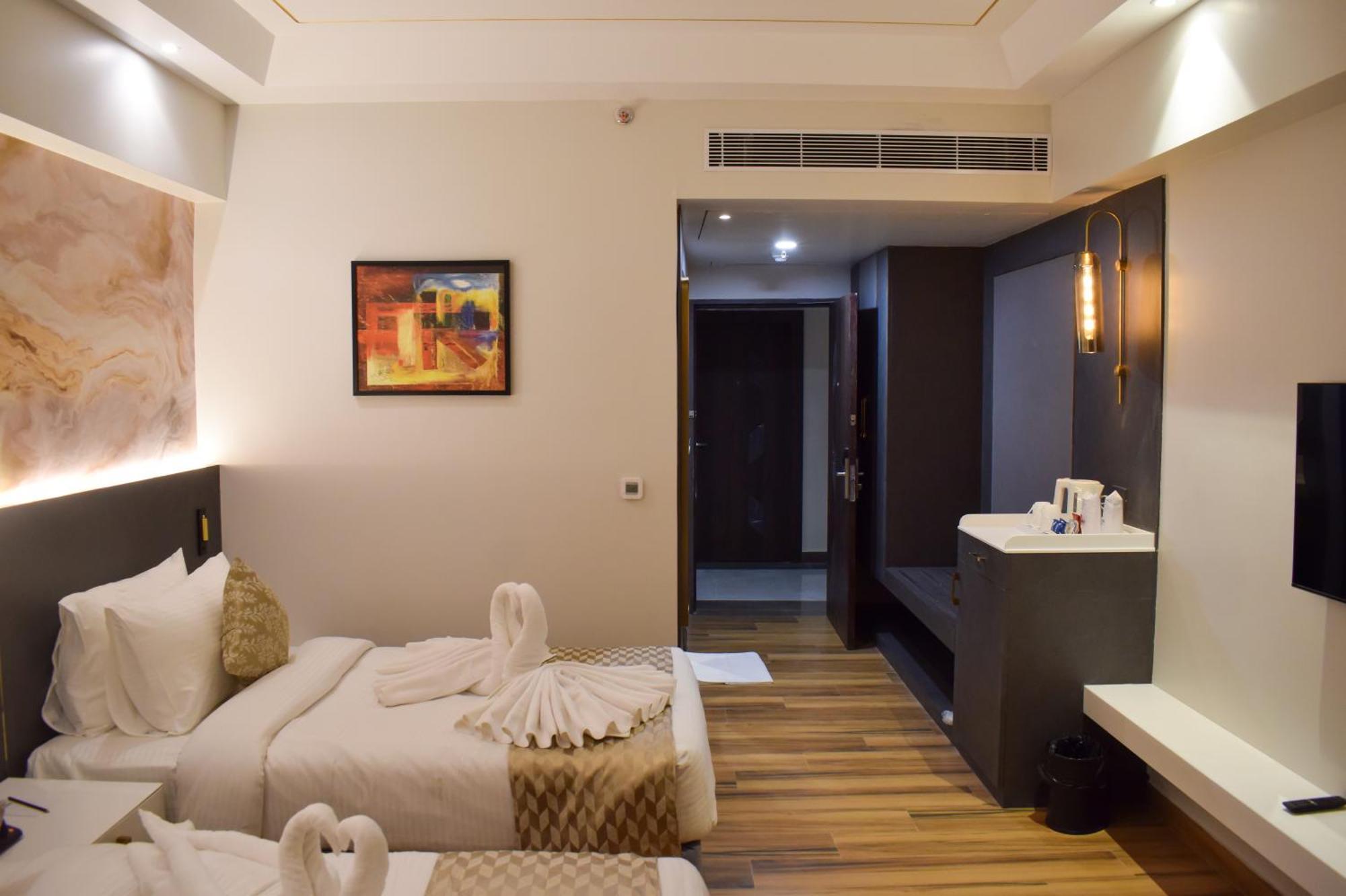 Tulip Inn Shravasti Bahraich Zewnętrze zdjęcie