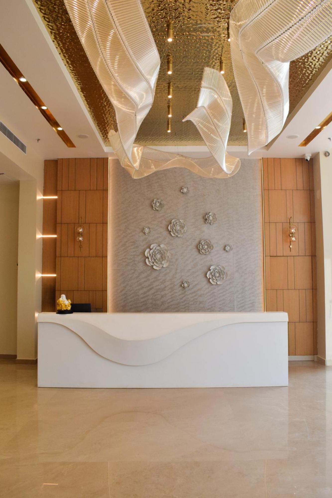 Tulip Inn Shravasti Bahraich Zewnętrze zdjęcie